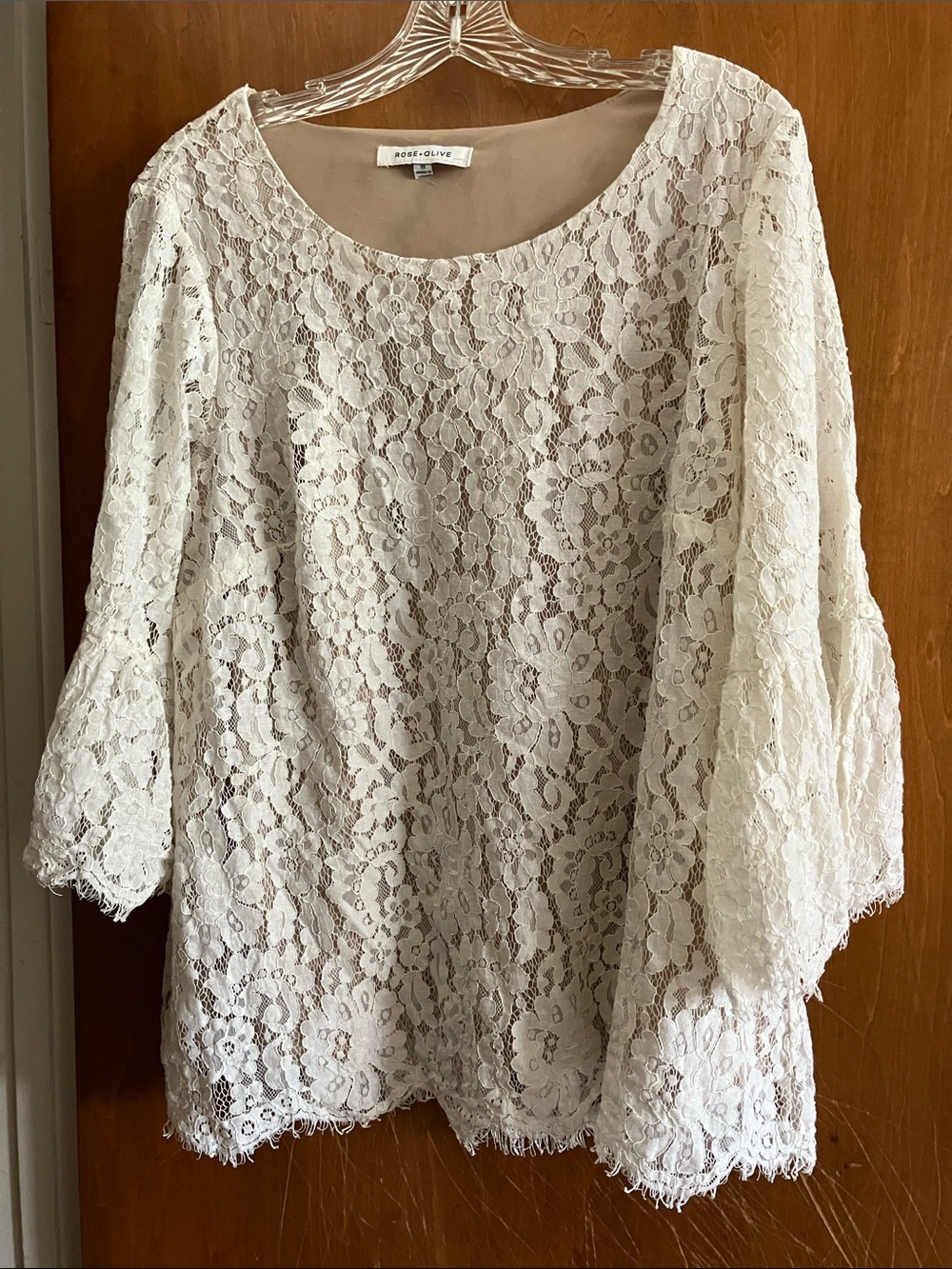 Rose + Olive 1X Crean Lace Bell Sleeved     Top